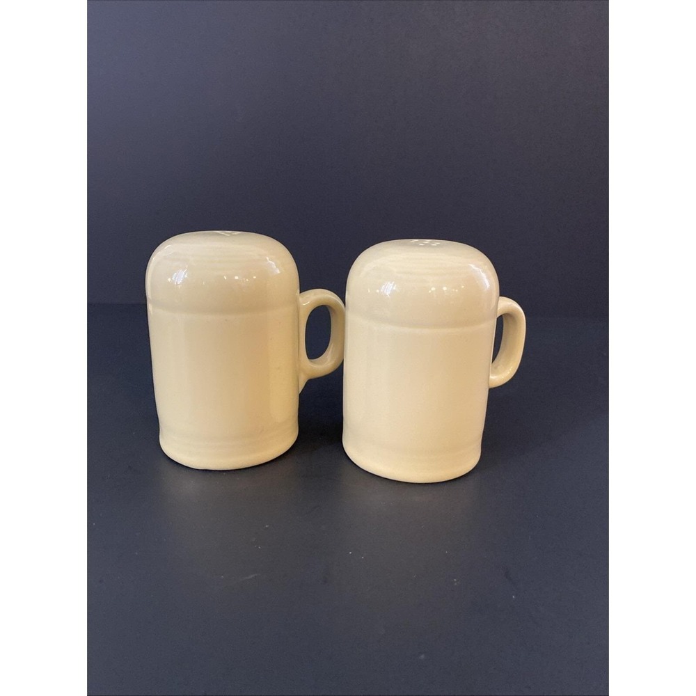 Homer Laughlin  Fiesta Yellow‎  Stove Top Salt & Pepper 6931857